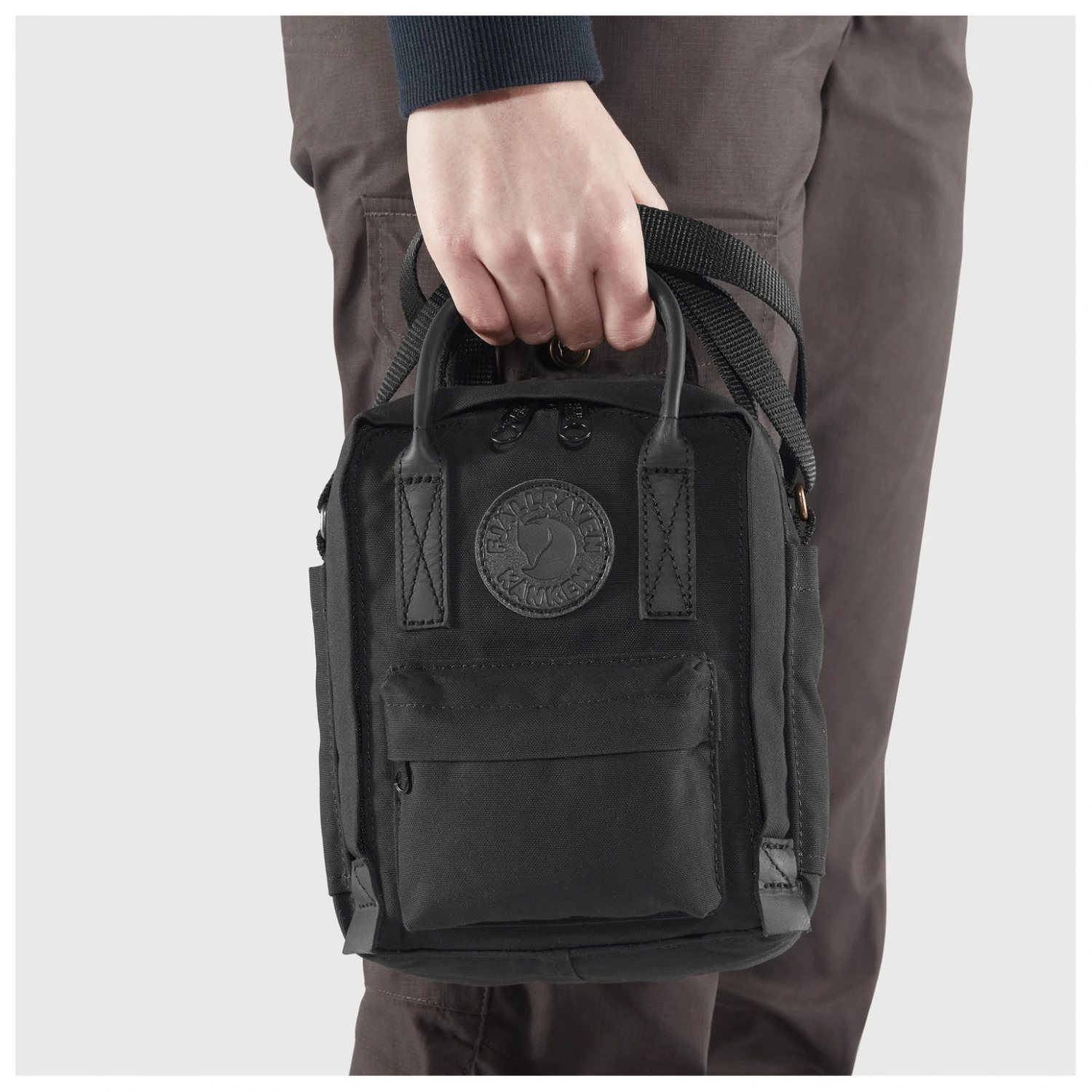 Fjällräven - Kånken No. 2 Black Sling 2,5 - Sac à bandoulière 5 Fjällräven - Kånken No. 2 Black Sling 2,5 - Sac à bandoulière – Image 3