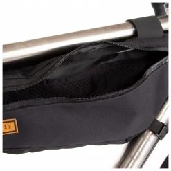Restrap - Frame Bag Medium - Sacoche de vélo 10 Restrap - Frame Bag Medium - Sacoche de vélo -sacoches Soldes restrap frame bag medium sacoche de velo detail 4